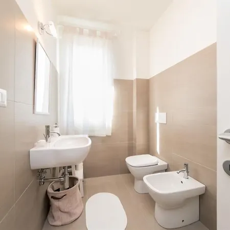 Villa Casa Di Eolo 8&2, Emma Montelupone